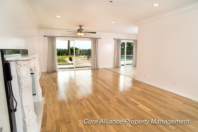 Photo - 8816 Hanna Ave