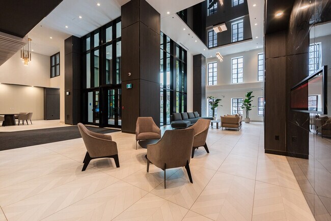 Photo - 1360 Boul. René-Lévesque O Unit SI ID1261759P