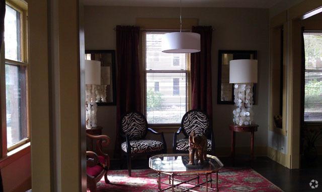 Living Room - Historic Wellsport Portwell Flats