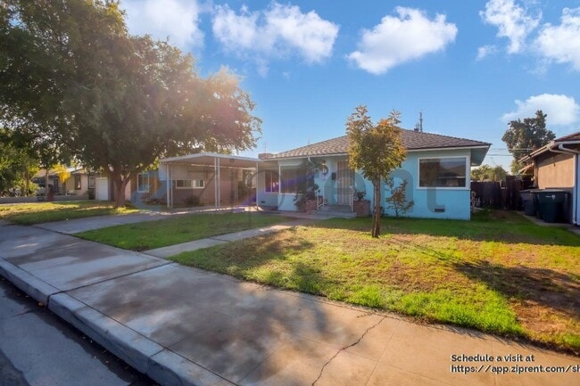 Photo - 1331 W Yale Ave