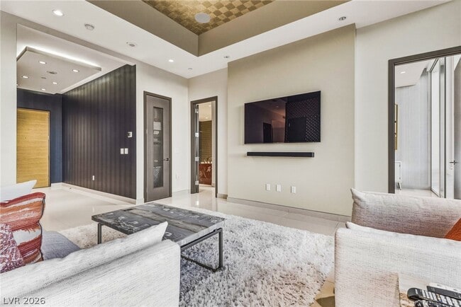 Building Photo - 3750 S Las Vegas Blvd Unit 4707