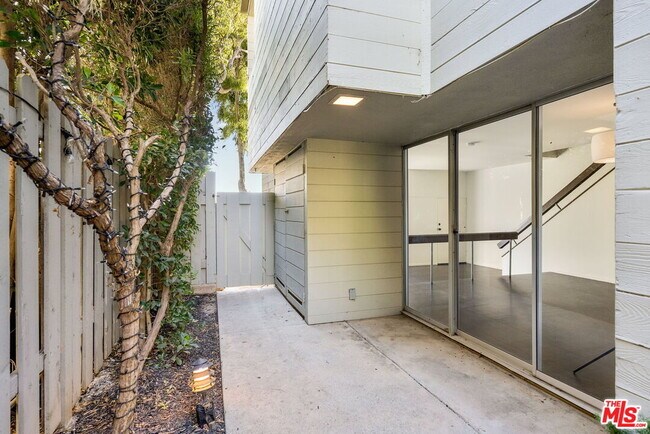 31215 Pacific Coast Hwy