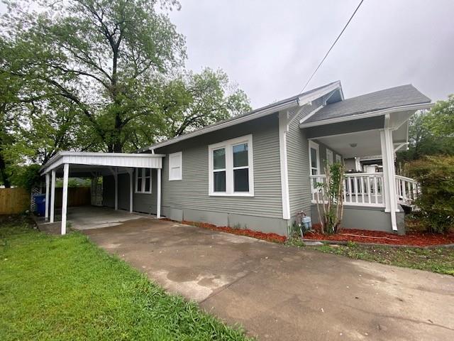 Photo - 1715 E Pecan St