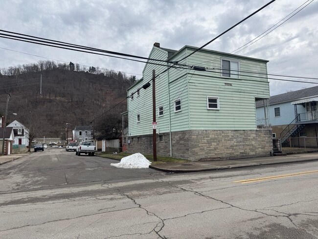 Building Photo - 4400 Jacob St Unit First Floor