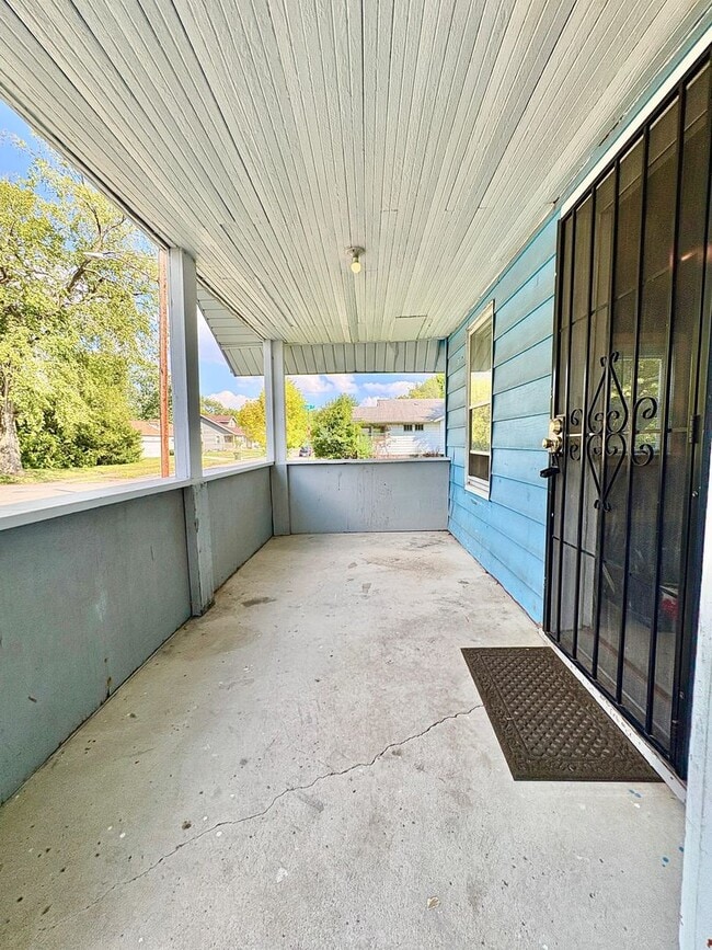 Photo - 1246 Bissell St