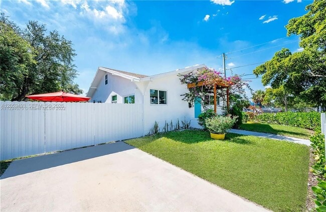 444 NW 77th St