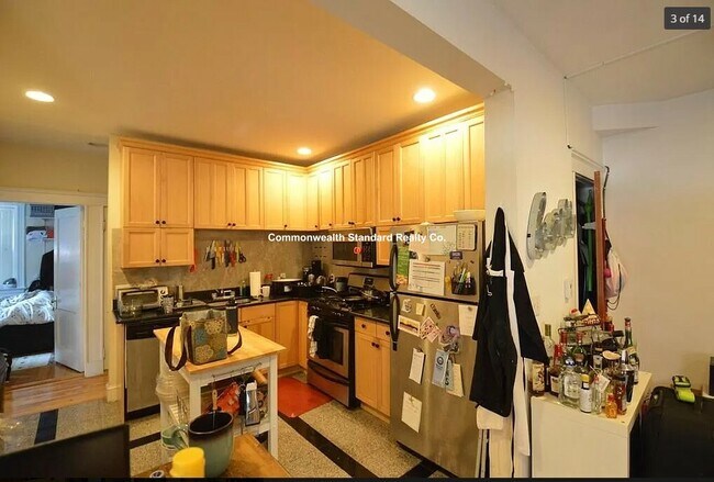 Photo - 69 Babcock St Unit 2