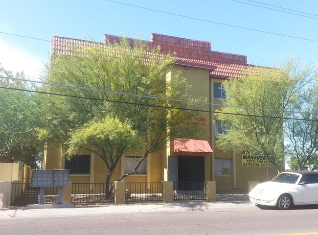 Photo - Buena Vida Apartments