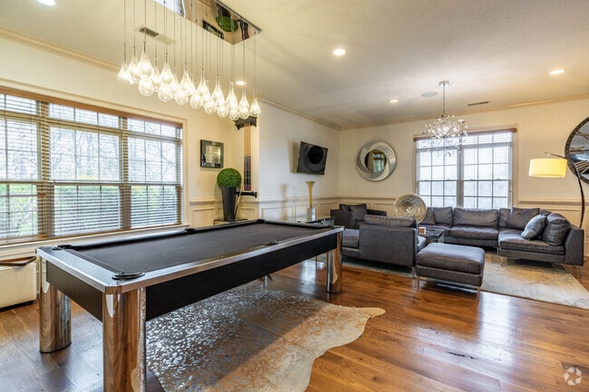 Clubhouse 2