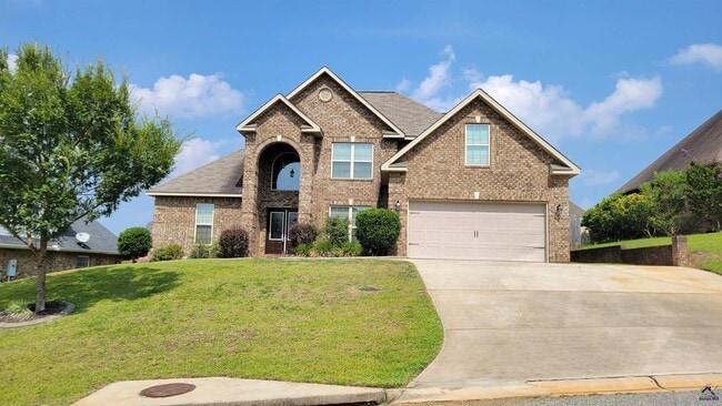 Building Photo - 105 Fortune Way