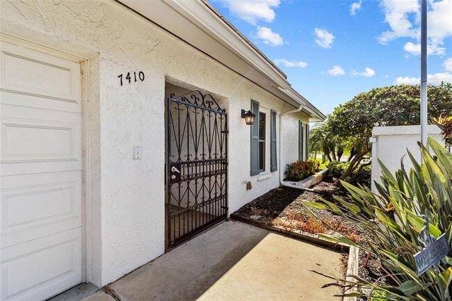 Photo - 7410 8th Ave W
