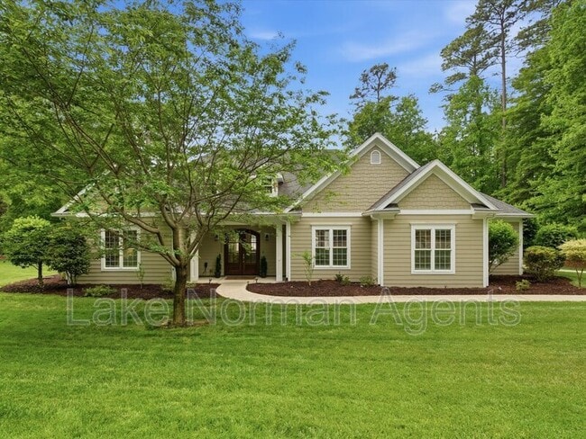 Building Photo - 505 Stonemarker Rd