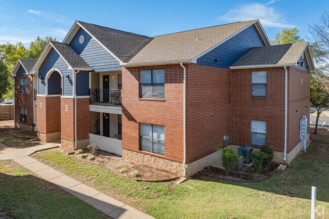 Building Photo - Edmond at Twenty500 Rental
