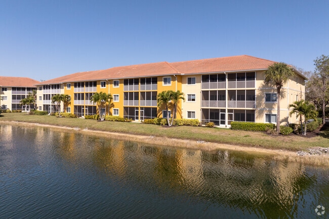 Ángulo del edificio alternativo - Lakeside Hideaway