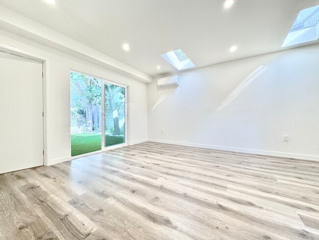 Photo - 4244 Inglewood Blvd Unidad 4250