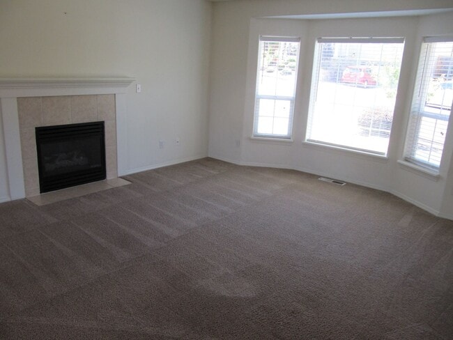 Photo - Two Bedroom Duplex in South Salem Unit 5370