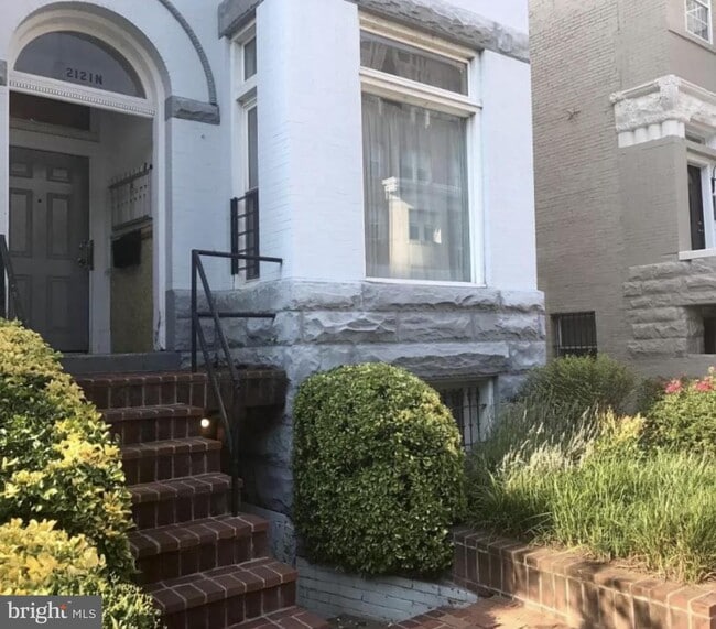 Building Photo - 2121 N St NW Unit 6 Rental