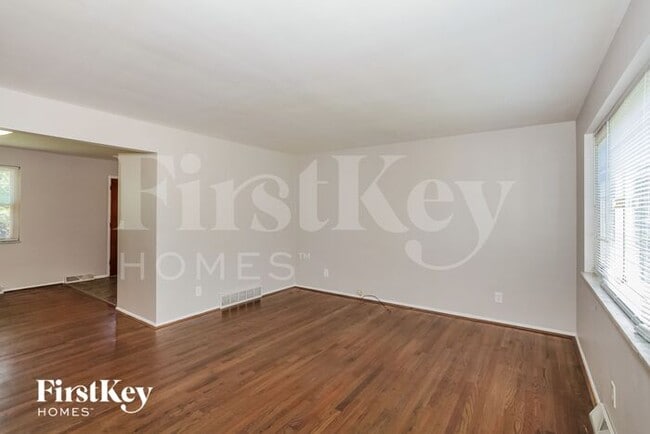 Photo - 9216 Maverick Dr