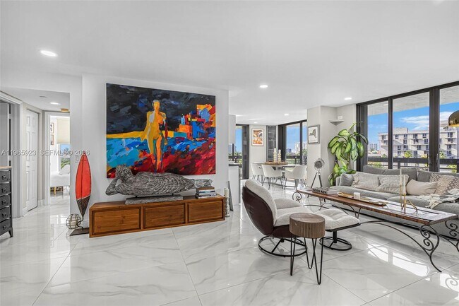 Building Photo - 3500 Mystic Pointe Dr Unit 604