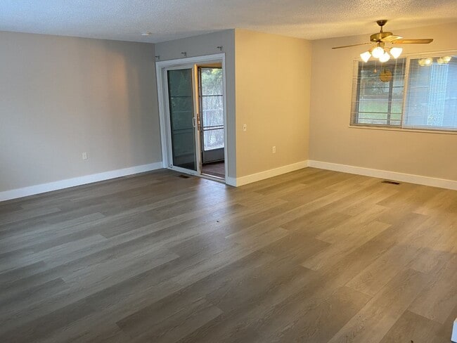 Photo - Lovely 2 Bedroom, 2 Bath Home