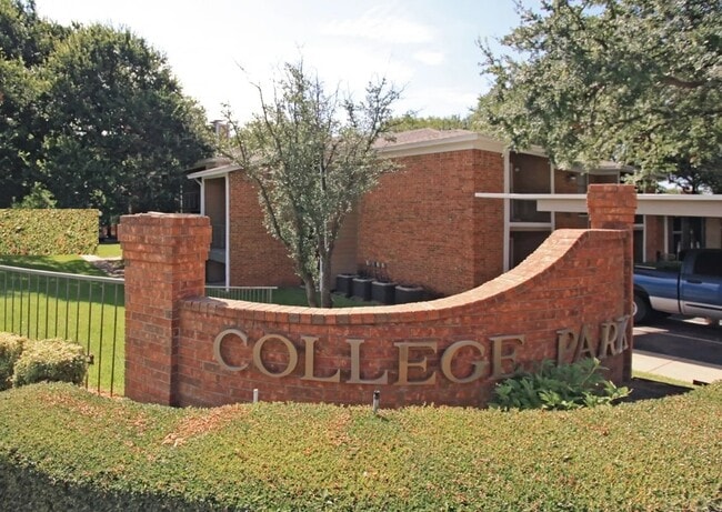Building Photo - COLLEGE PARK Rental