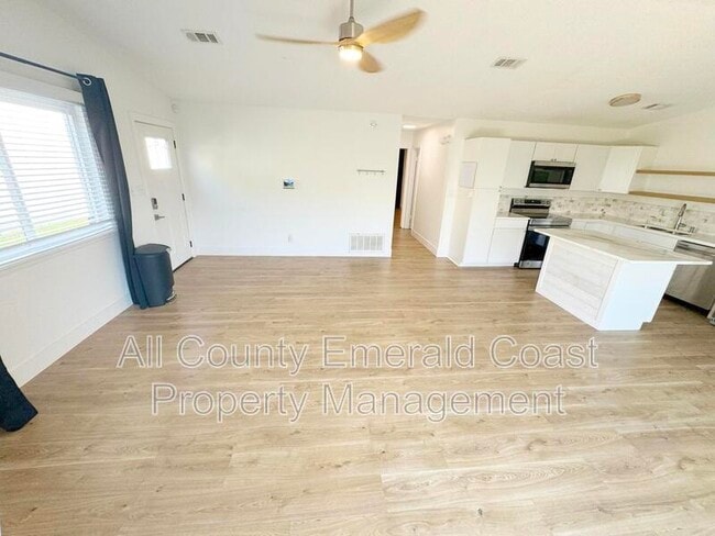 Building Photo - 163 Bent Arrow Dr