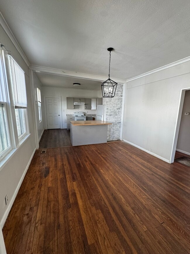 Photo - 7123 3rd Ave S