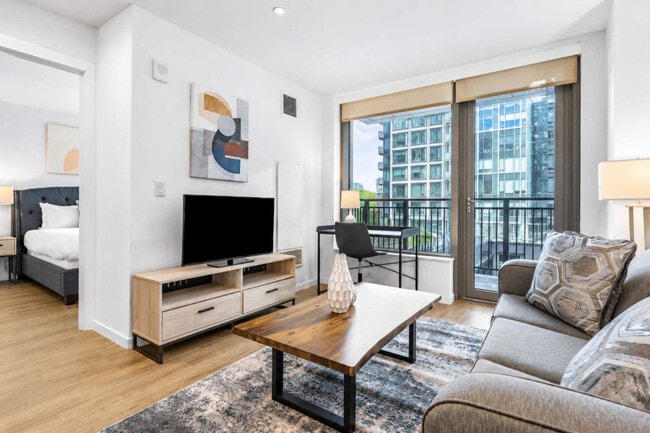 Building Photo - 131 Seaport Blvd