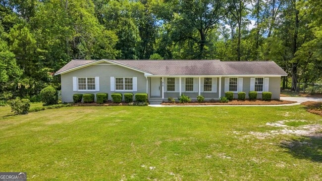 Photo - 215 Brookwood Dr