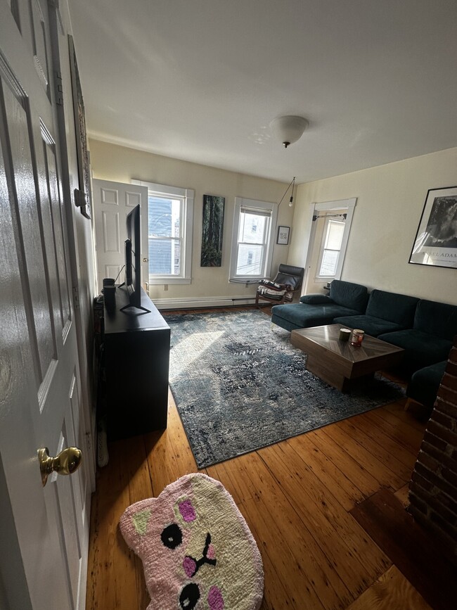 Photo - 74 Gore St Condo Unit 3