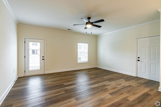 Photo - Grove Park Apartments