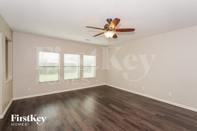 Photo - 8057 Plateau Dr