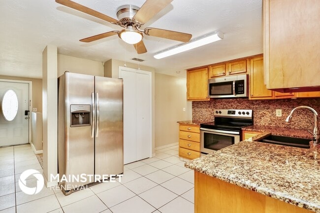 Photo - 3904 Elmwood Dr