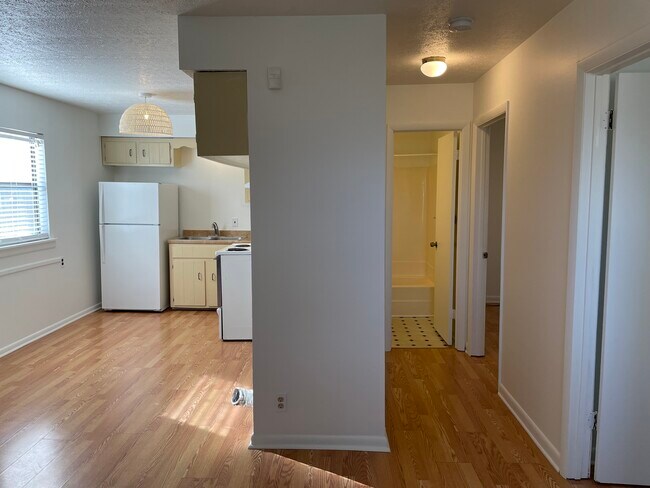 Photo - 1012 Ozark St