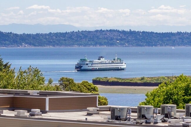 Bainbridge Island Condo - Bainbridge Island Condo