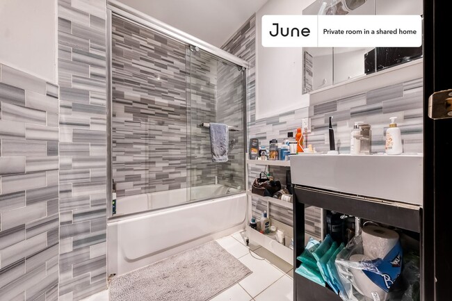 Photo - Room in Shared 5 bed/2 bath home Unidad C