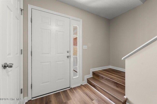 Photo - 4149 Foreman Way
