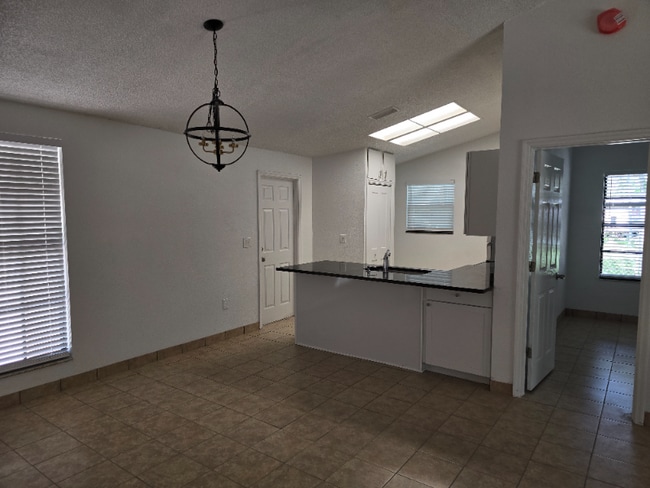 Photo - 5912 Orange Grove Ave