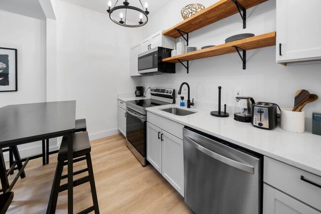 Photo - 704 Wayne St Unit ID1056107P