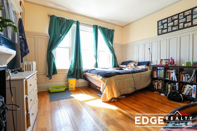 Photo - 23 Orkney Rd Unit 1