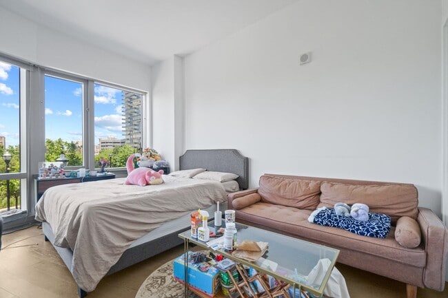 Photo - 75 Park Ln S Unidad 409