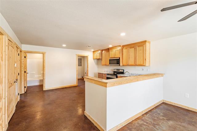 Photo - 13001 Owen Ln