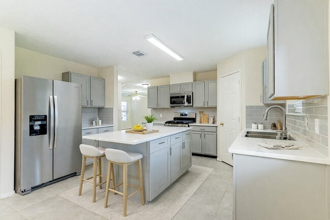 Photo - 2922 Katy Briar Ln