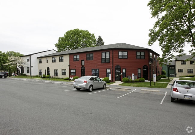 Will-O-Hill Apartments