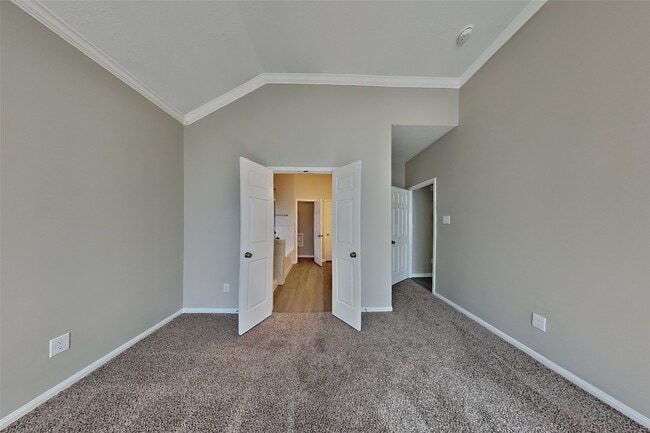 Photo - 2610 Hilldale Park Ln