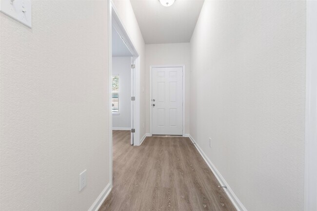 Photo - 27219 Mockingbird Ter Ln