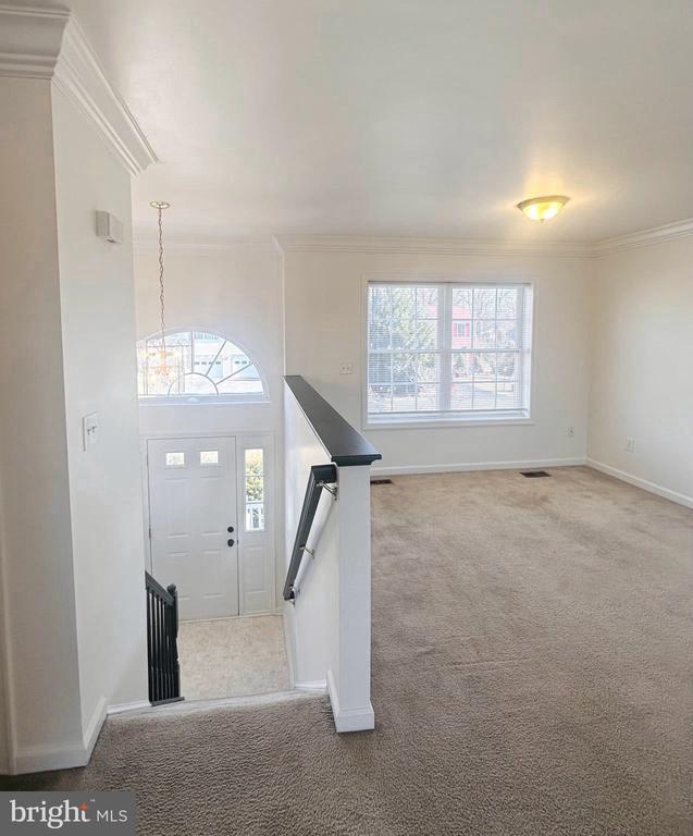 Photo - 92 Embassy Ct