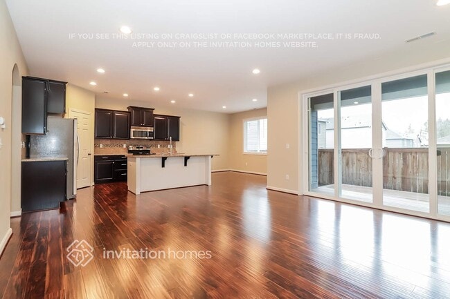 Photo - 16424 80th Ave E