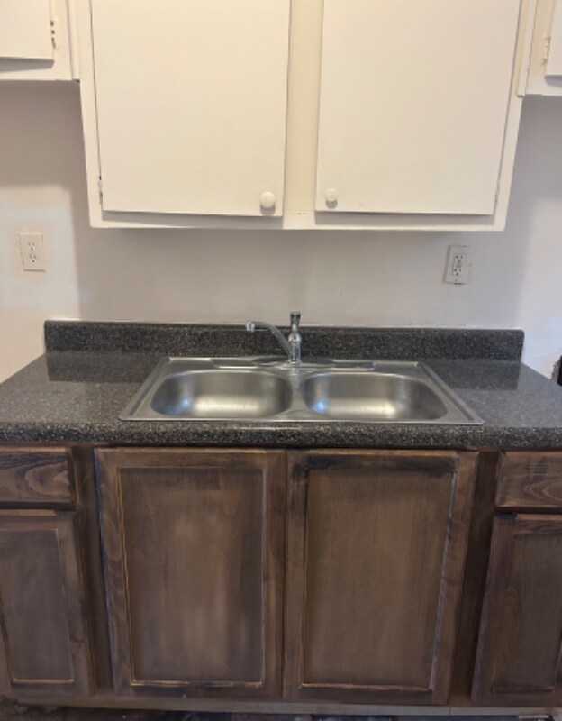 Photo - 2565 Peres Ave