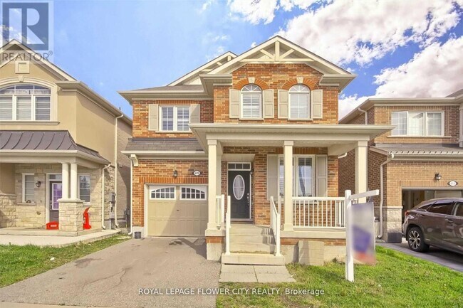 Photo - 609 Gibson Cres